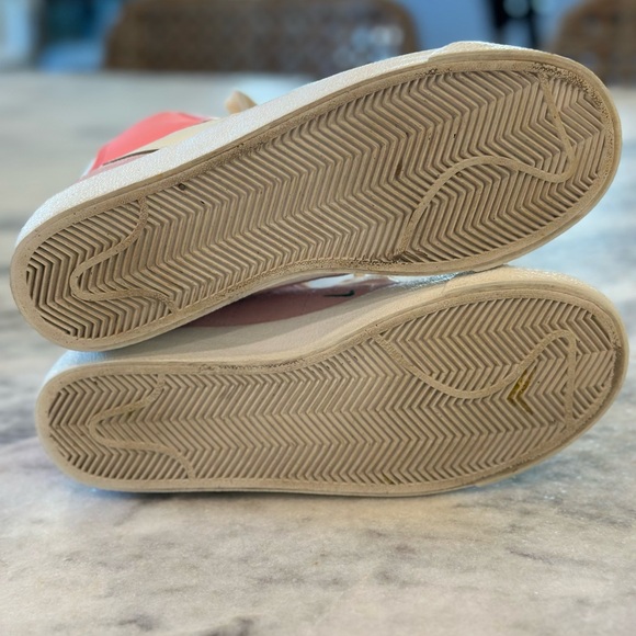 Nike Blazer Mid '77 SE Sneaker (Youth 5.5) - Picture 6 of 6